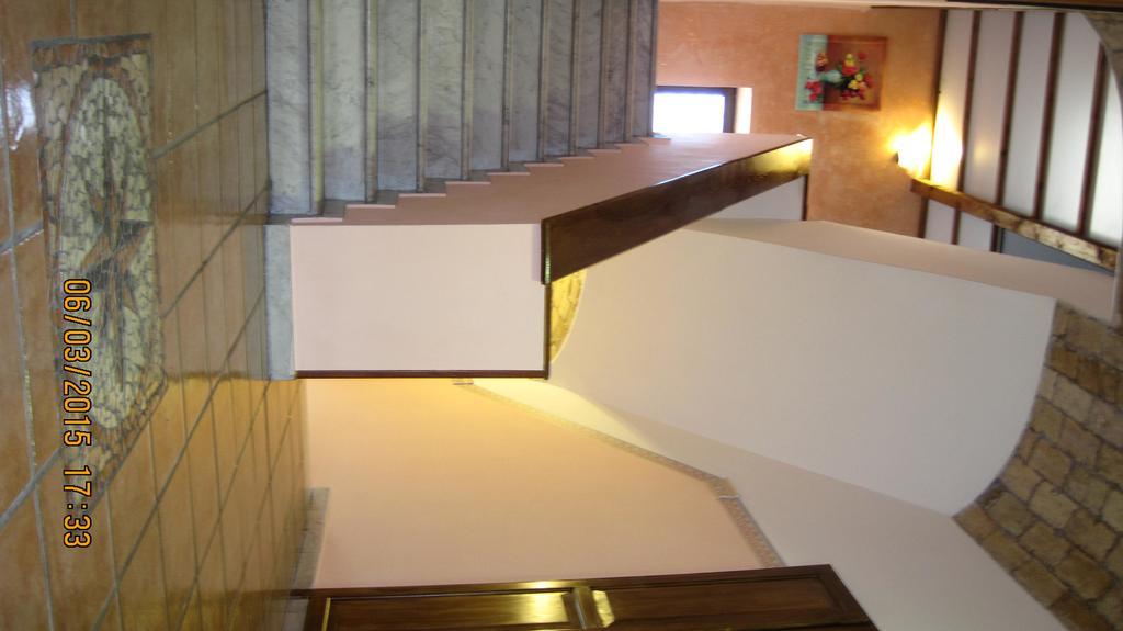 L'Incanto Guesthouse Рим Екстериор снимка