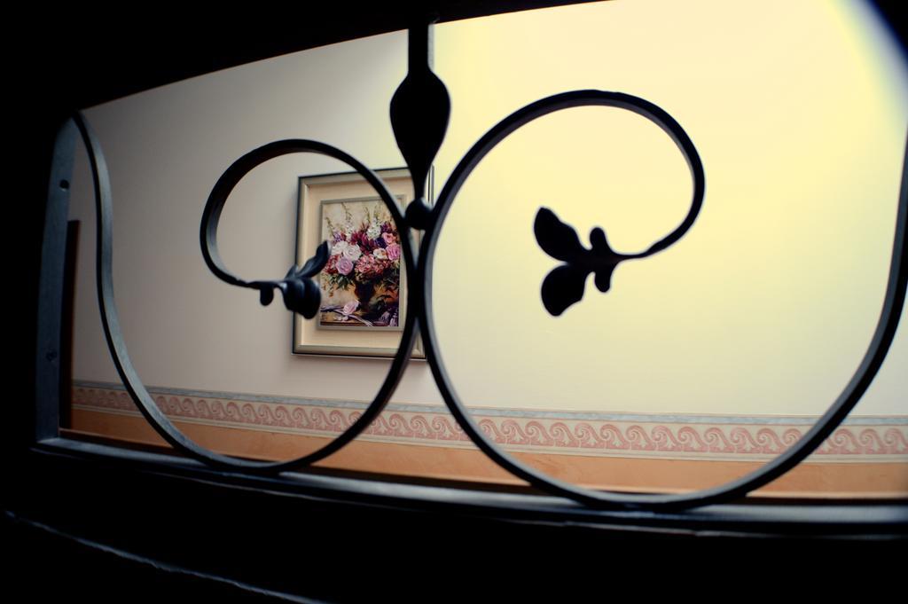 L'Incanto Guesthouse Рим Екстериор снимка